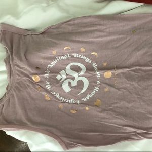 Spiritual gangster size medium top